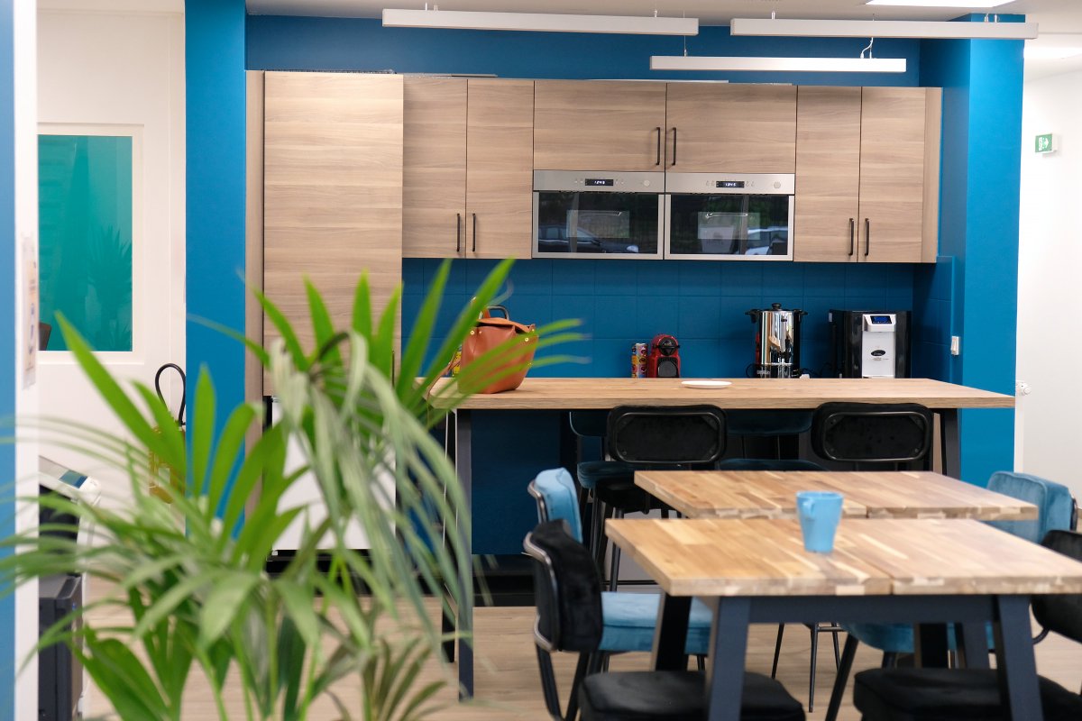 Bienvenue à <a href="/LaPousse_clichy/">La Pousse - Clichy</a>, votre nouvel espace de #coworking à #Clichy ! 🌱

Salle de réunion, Open Space, bureau privatif, trouvez l'espace de travail correspondant à vos besoins.

Participez également à nos évènements tout au long de l'année ! 🙌

À très vite 👋