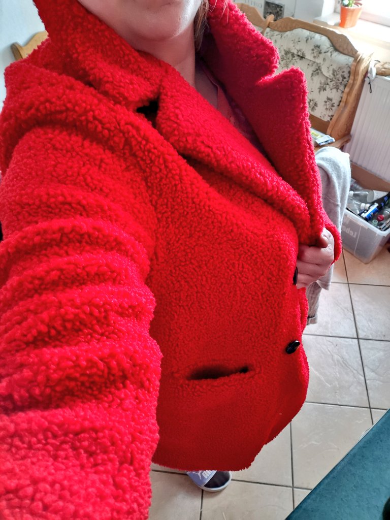 MissMad420's tweet photo. #wish2hand #kleiderspende https://t.co/5BQANsHC1y