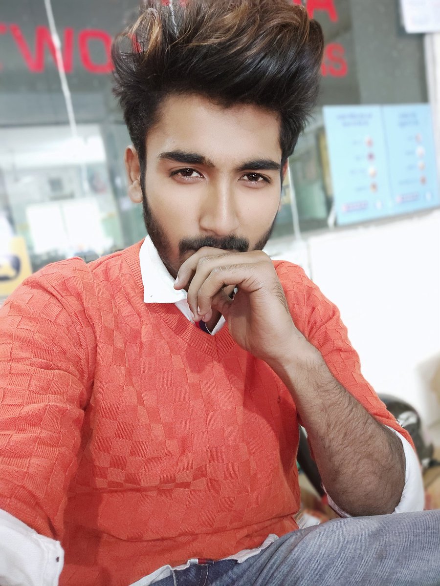 iamark___'s tweet photo. That at the end of it all one life, one belive, and that is live it fullest and at the end everything will be alright whatever you believe in bhagwan, khuda, god whomever you worship whether it be your parents or some seniors whom you look upto whatever you believe in that force. https://t.co/APb6gh2ocI