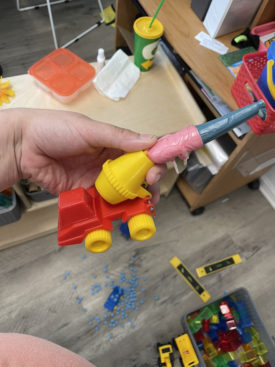 lisamarieb12's tweet photo. On today’s episode of “things that shouldn’t be said by kids”
Child puts girl doll’s head in the cement mixer and continues screaming “someone’s sucking my sister off! Someone’s sucking my sister off!” #overheardinpreschool #preschoolproblems https://t.co/SsJhdA4Jmt