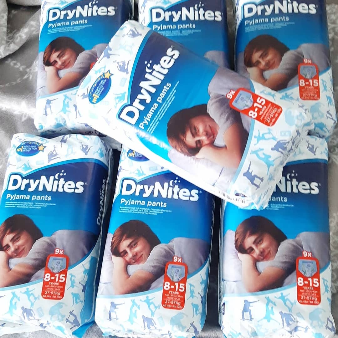 daik_daik's tweet photo. I buyed olds drynites 🤩 smells awfully nice☺️i love them. #drynites #diaperboys #diaperboy  #dlboy #dirtyboy #tbdl #tbdlboy #wetboy #pullups #bedwetting #pullups https://t.co/JxduQ2Q743