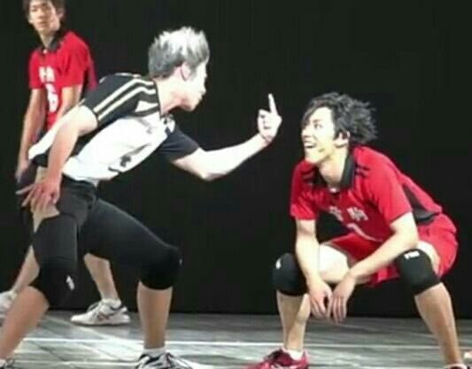 aslanlyn's tweet photo. tópico sensível: essas imagens do stage play de haikyuu https://t.co/wRJzpskMD9