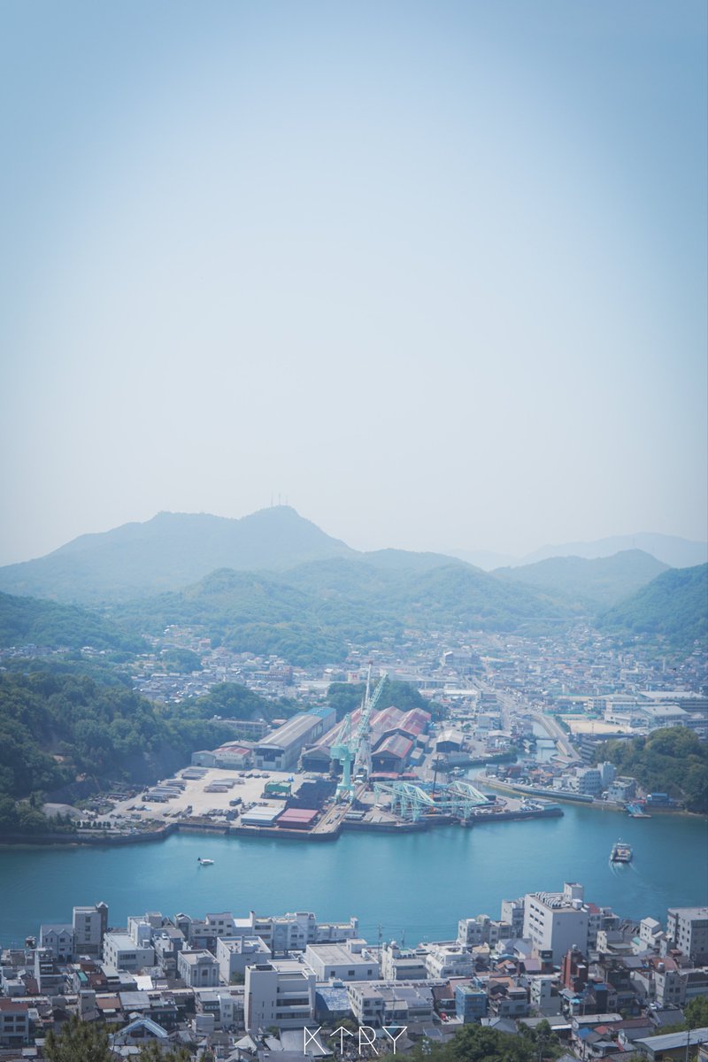 ryh_artpic's tweet photo. White Harbor

#photography #coregraphy #ファインダー越しの私の世界 #キリトリセカイ #lightroom #ktrygallery #camera #α6000 #尾道 #onomichi #縦写真

↓Instagramでも投稿しています🙌
#ktrygallery で検索🔍

https://t.co/wPRqA0kpFl https://t.co/WvQ308xJXs