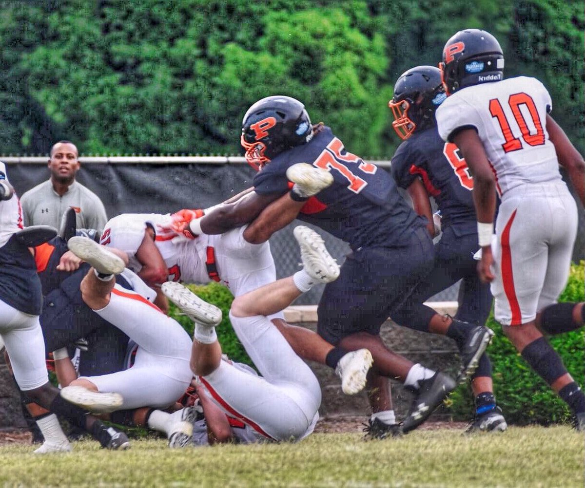 Gio_Davis tweet media