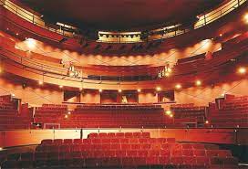 RueDuConserv's tweet photo. Les élèves du TNS interpellent les directeurs de théâtre

https://t.co/TSa5xu7rhA https://t.co/l43taJwUXn
