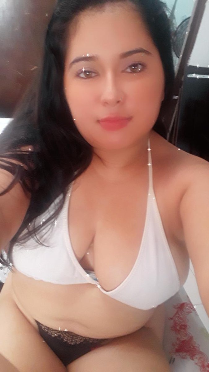 BaybeMichel's tweet photo. @stripchat @Stripchat_fan active la ruleta mis amores los espero en 10 en directo 😈 https://t.co/WxAL0rtz5Q