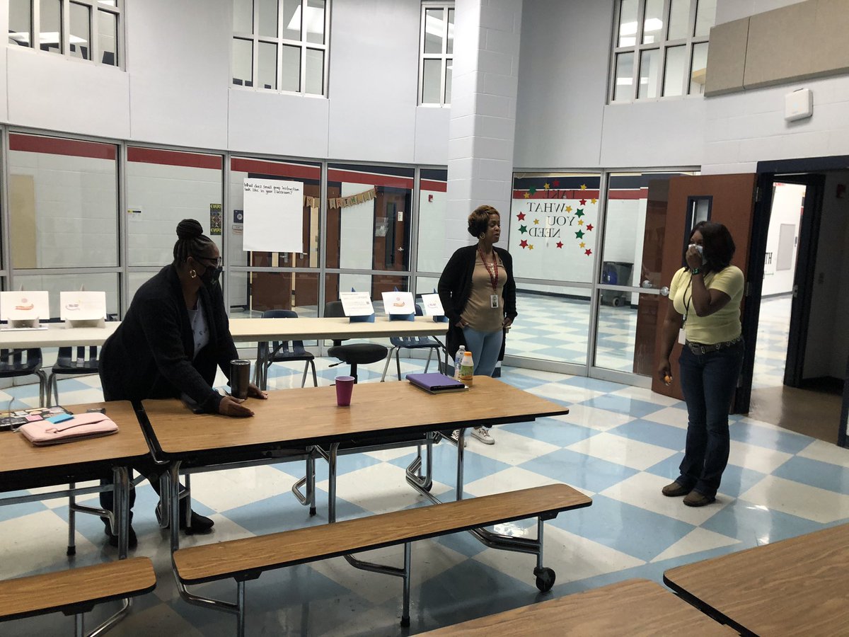 DanaWJames's tweet photo. @WedgeworthES teachers never stop learning. They are using lead4ward strategies at each station. #stationdifferentiation #WWstrong @CurriculumWISD @lead4ward @WaxahachieISD https://t.co/vTAinoMTUY