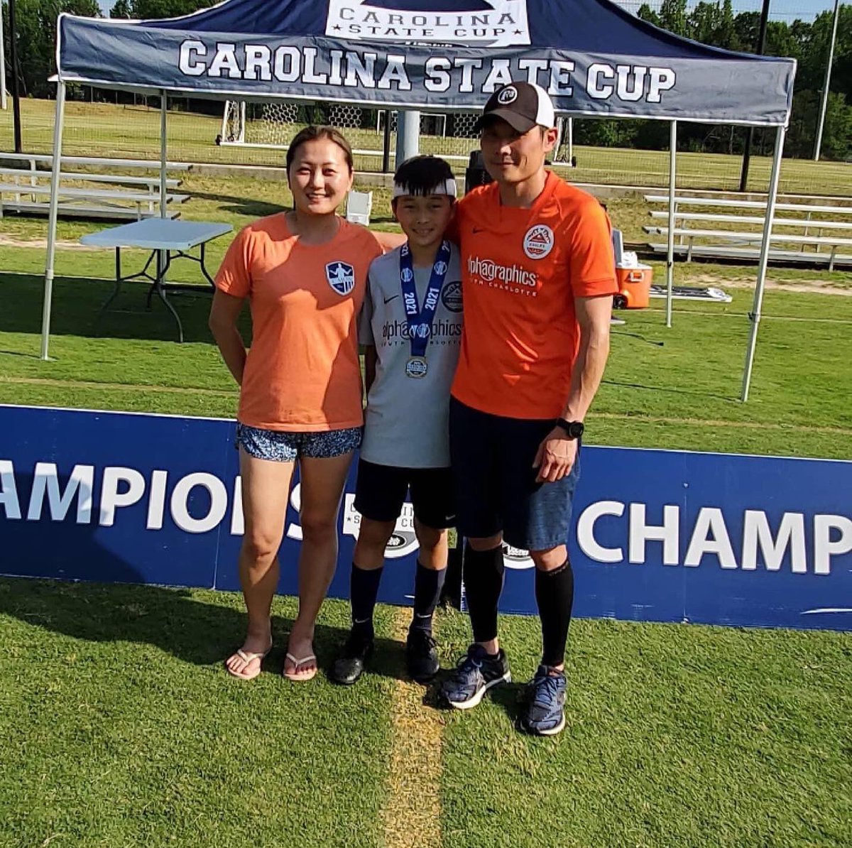 MasterClass_FA's tweet photo. π¨ Our first update from #StateCup this weekend has 6 #MasterClassFA academy graduates & players winning State Cup already π with another 2 finishing 2nd π We thank you for your years of service in not only developing yourselves but also in helping build this special community! https://t.co/19TWMRYxgj