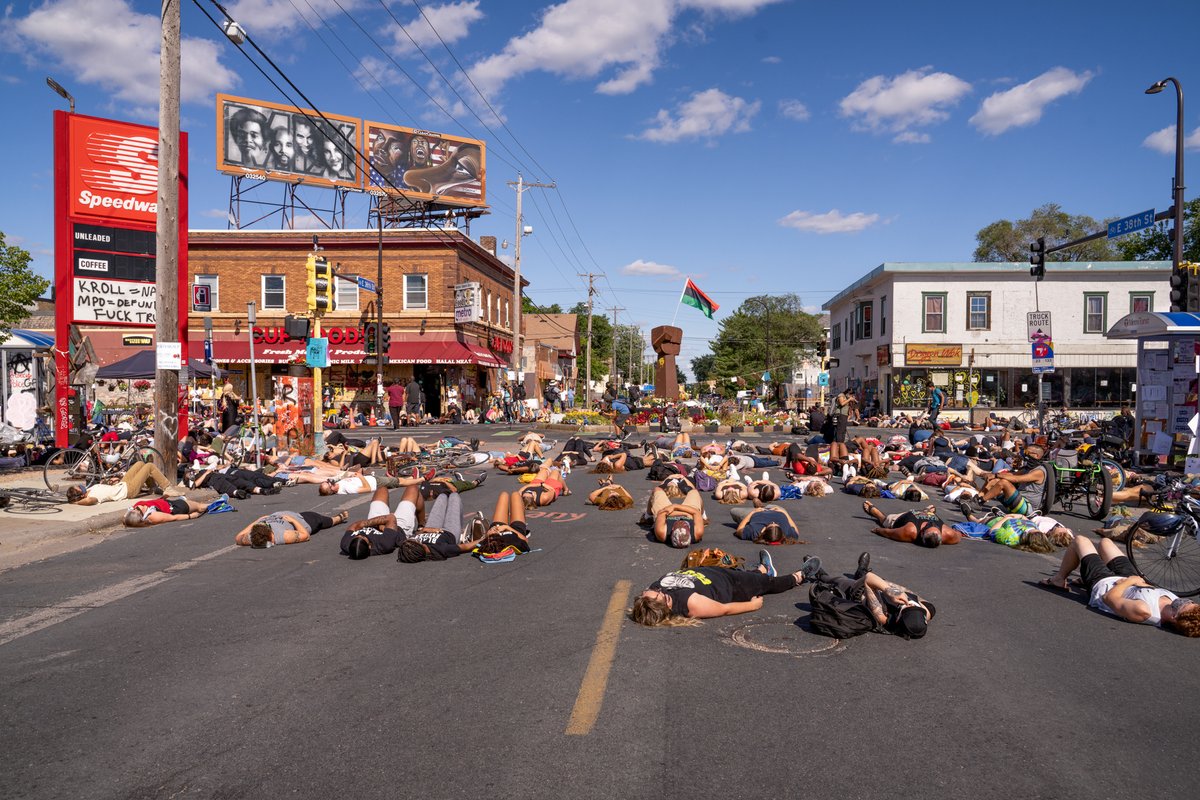daviss's tweet photo. Today is not only the 1-year mark of the murder of George Floyd but it's also been a year that the community has been holding space at George Floyd Square working to build a stronger community. https://t.co/Ak3COu7GPU