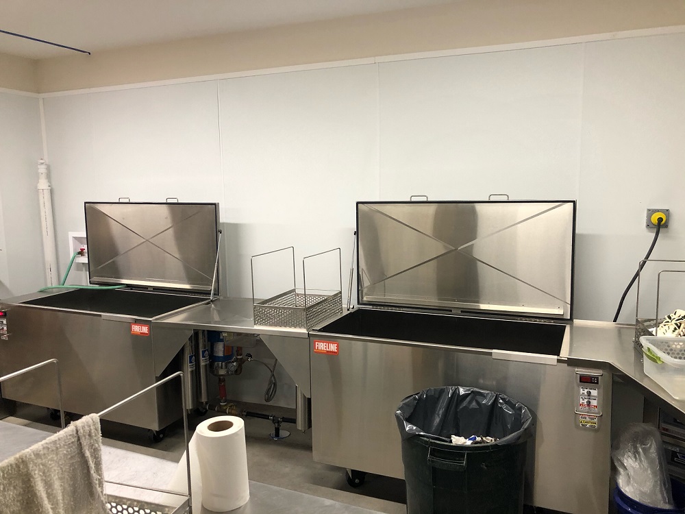 ServproKnp's tweet photo. #TipTuesday: SERVPRO of Kingston/New Paltz has an in-house Contents Cleaning Division specializing in the restoration of fire and water damaged belongings.
#ContentsCleaning #FireLineSystem #FireDamage #WaterDamage #HomeownersInsurance #DamageRestoration #RestoreVsReplace https://t.co/pczsDuFQyD