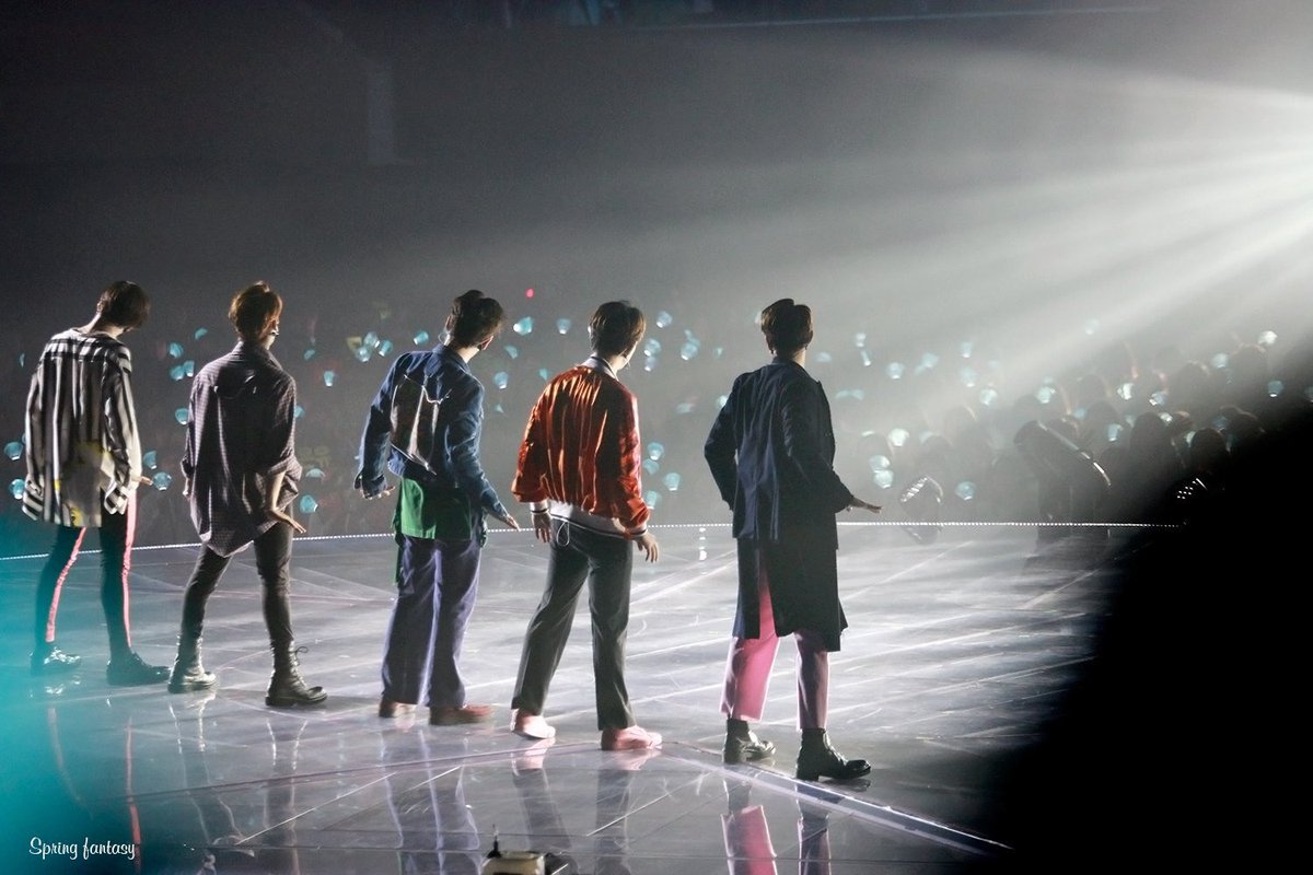 key_bot_key's tweet photo. 5늘이 기쁜 2유는 5늘도 함께라서❤️ https://t.co/8A1FeYXQ2F
