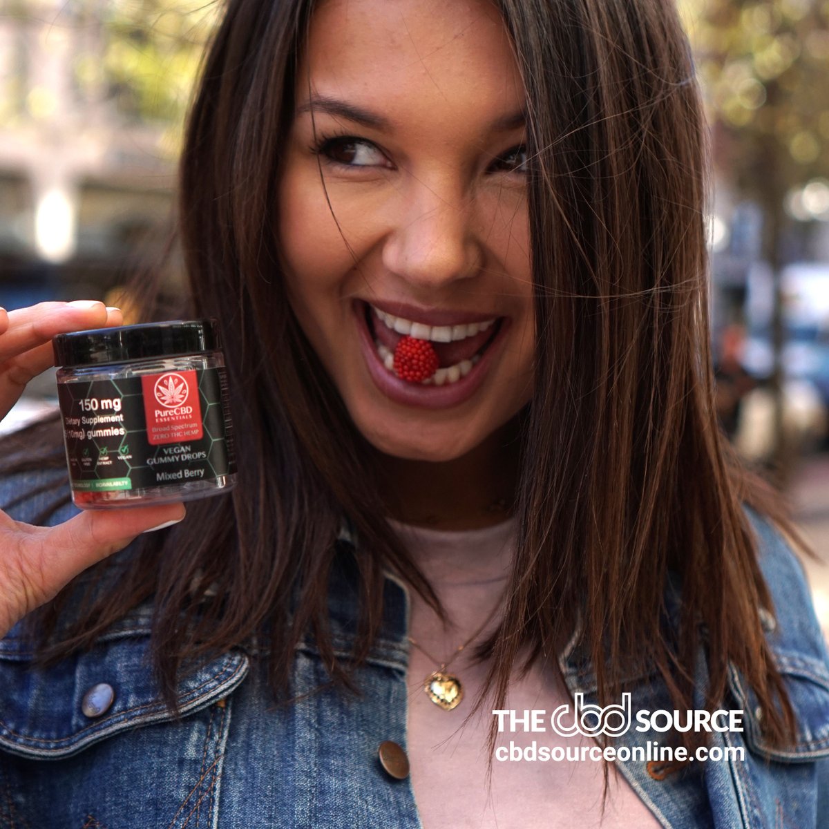 cbdsourceonline's tweet photo. Look good and feel great with CBD 😍

Shop now at
https://t.co/bilQThbsPX

#cbd #love #cbdoil #new #instagood #cbdislife #mentalhealth #cbdlife #hempoil #cbdcure #healthyhemp #cbdcream #cbdtopical #CBDEducation #Selfcare #Wellness #cbdwellness #hemp #boston #miami #ilovecbd https://t.co/YxLNhAXD75