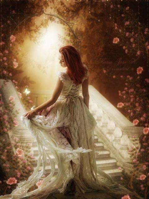 js1__'s tweet image. - 
لا تقف على اعتاب ... قلوبهم 
تنتظر منهم بقايا مشاعر باردة 
فأنت لست متسولاً ..
وهم ليسوا  اولياء ..
فالكرامة لا يجوز ان يسقط عنها 
رداء الكبرياء .