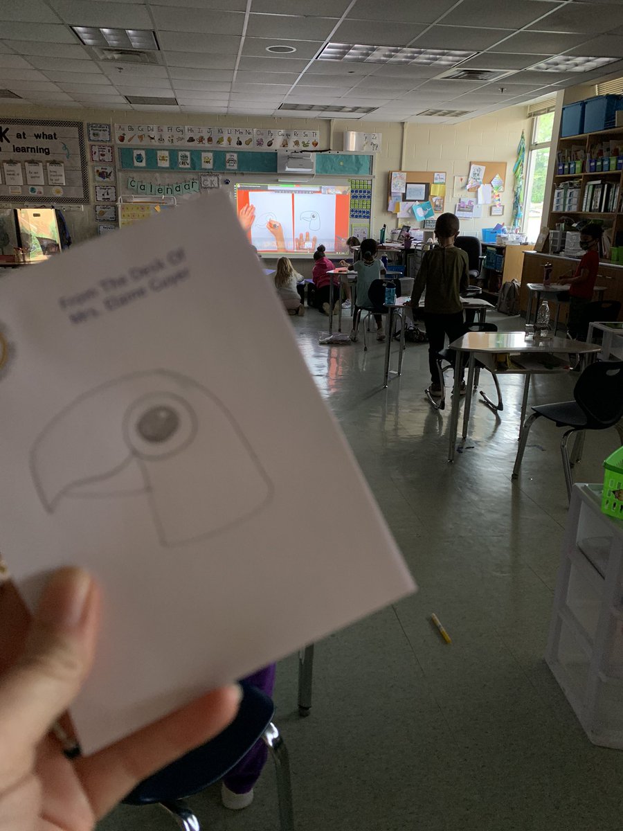 Reading, research, making connections, and finding time for some creativity🤩<a href="/dasd_ew/">East Ward Elementary</a> #DASDpride #engagement #agency I couldn’t resist joining in with the kiddos ☺️ <a href="/MissKatieLemly/">Katie Lemly</a>