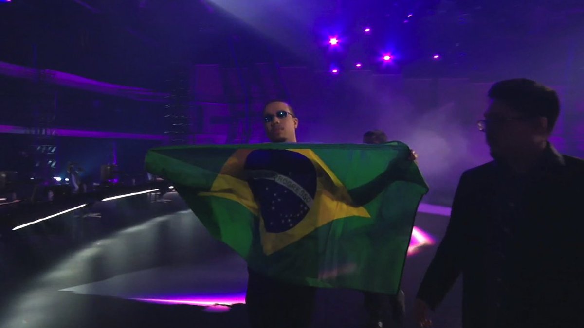 GLpurplezera's tweet photo. VAMO KARALHOOOOO #GOVKS #SacyDay #getecoday #frzday #saadday #sutecasday https://t.co/AIwil4or3B