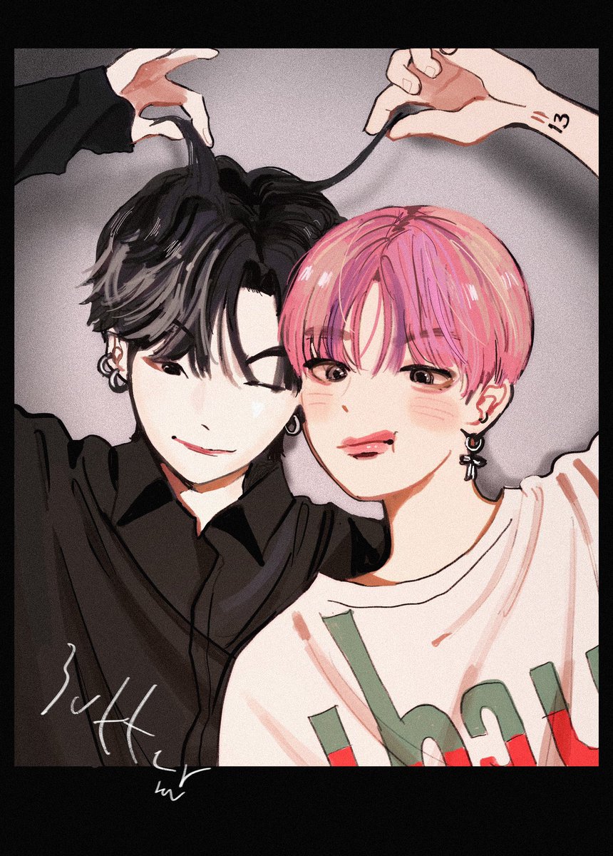 KNart93's tweet photo. 1 2 3 ..... 📷

#yoonmin https://t.co/knoCs9D3hF