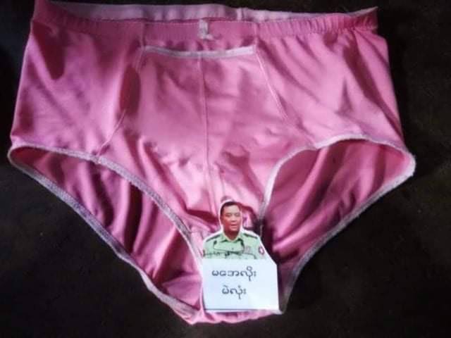 AlexMyanmar13's tweet photo. Pictures of criminal military terrorists leaders were placed on the women's underwear to overthrow the dictatorship, in Hopong.  #DeclineSACEdu #May25Coup #WhatsHappeningInMyanmar https://t.co/UWBR5nWkQy