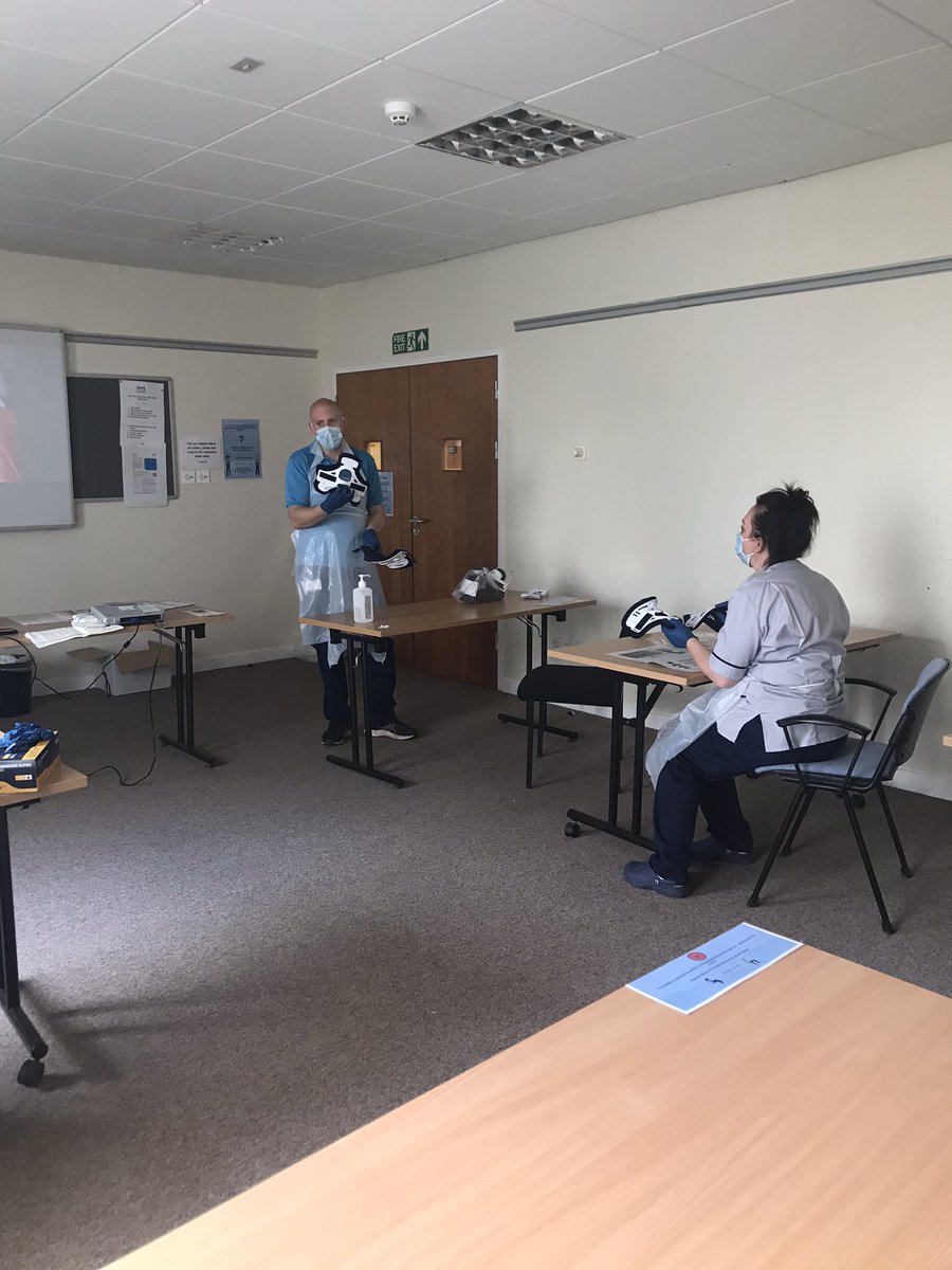 audmcconnachie's tweet photo. Quality week continues @WishawGen with our practical sessions for Miami J care . Great enthusiasm from staff ! So keen to learn how to keep patients safe @GAMcWh @corinne_barrett @DMurrayMSK https://t.co/F8mQ67RZmN