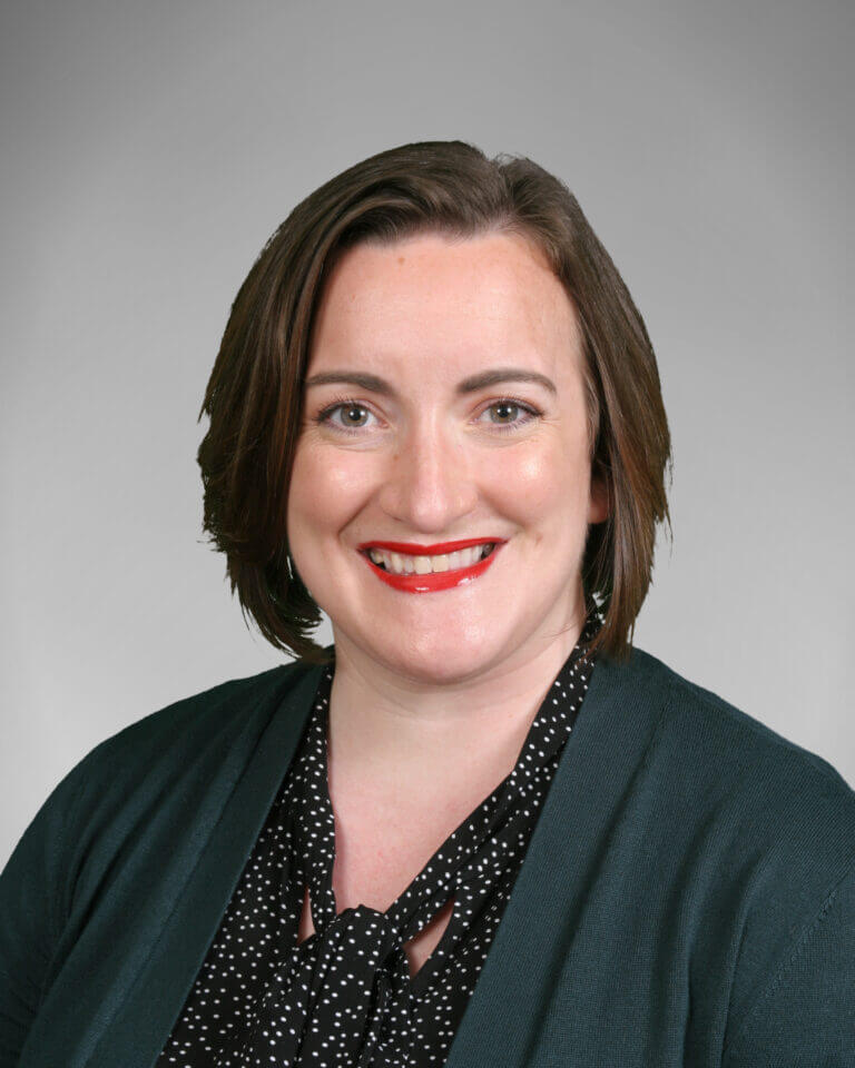 DCSeNews's tweet photo. Webb named among state level finalists for teaching award #GDTBAJ #TeamDCS 
https://t.co/OfBe8ZHQ4d https://t.co/NLFd0qioJW