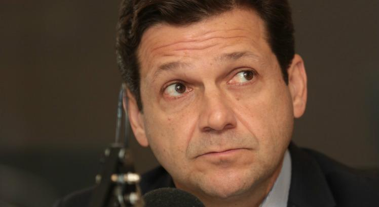 portalne10's tweet photo. Ex-prefeito do Recife, Geraldo Julio será convocado para depor na CPI da Covid sobre compra de respiradores investigada por PF e MPF
https://t.co/8BbNq9UDse https://t.co/Ki63dPQaaI