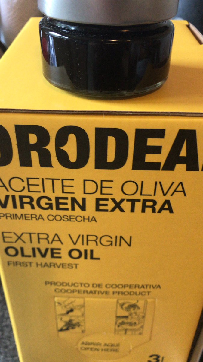 When your <a href="/ORODEALPREMIUM/">ORODEAL</a> arrives ! Yey ! And with a wee jar of balsamic pearls #lucky #cheflife #bestoliveoil thanks 🤩 <a href="/great_oiluk/">Great Oil UK®😎💙</a> truly superb !!! #leith #oliveoil #scotland #spain THEBEST #EVOO