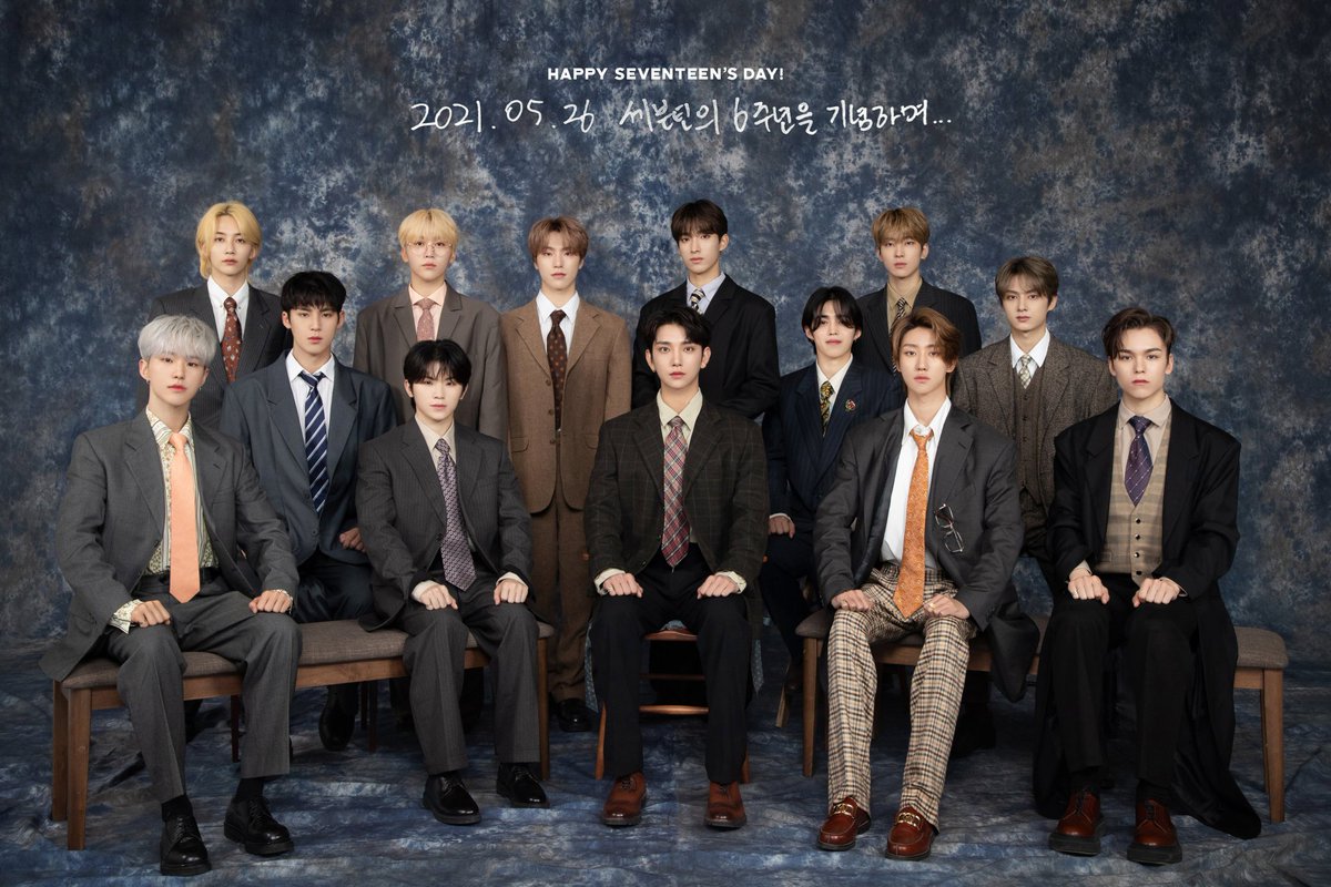 dvntmki24's tweet photo. Happy 6th Anniversary 
Makin sayang banget sama Seventeen

#SEVENTEEN_6TH_ANNIVERSARY
#6년째_웃음꽃_주는_세븐틴 https://t.co/qz1YXzH1N5