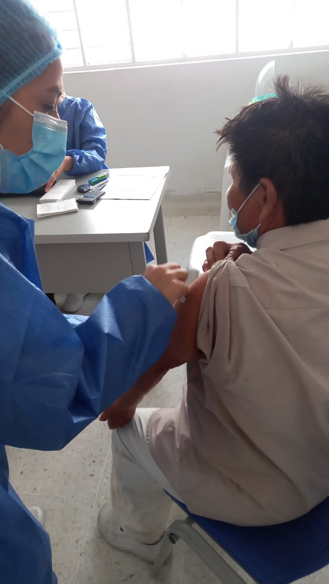 AlcElEspinal's tweet photo. La Secretaría de Desarrollo Social,la Dirección Administrativa de Salud y el Programa Habitante de Calle,llevaron a cabo la jornada de agendamiento y acompáñamiento de este grupo poblacional,para recibir la vacunación contra Covid-19
#DecisiónyFirmeza #ConstruyendoElEspinal https://t.co/HzceNL1MZJ