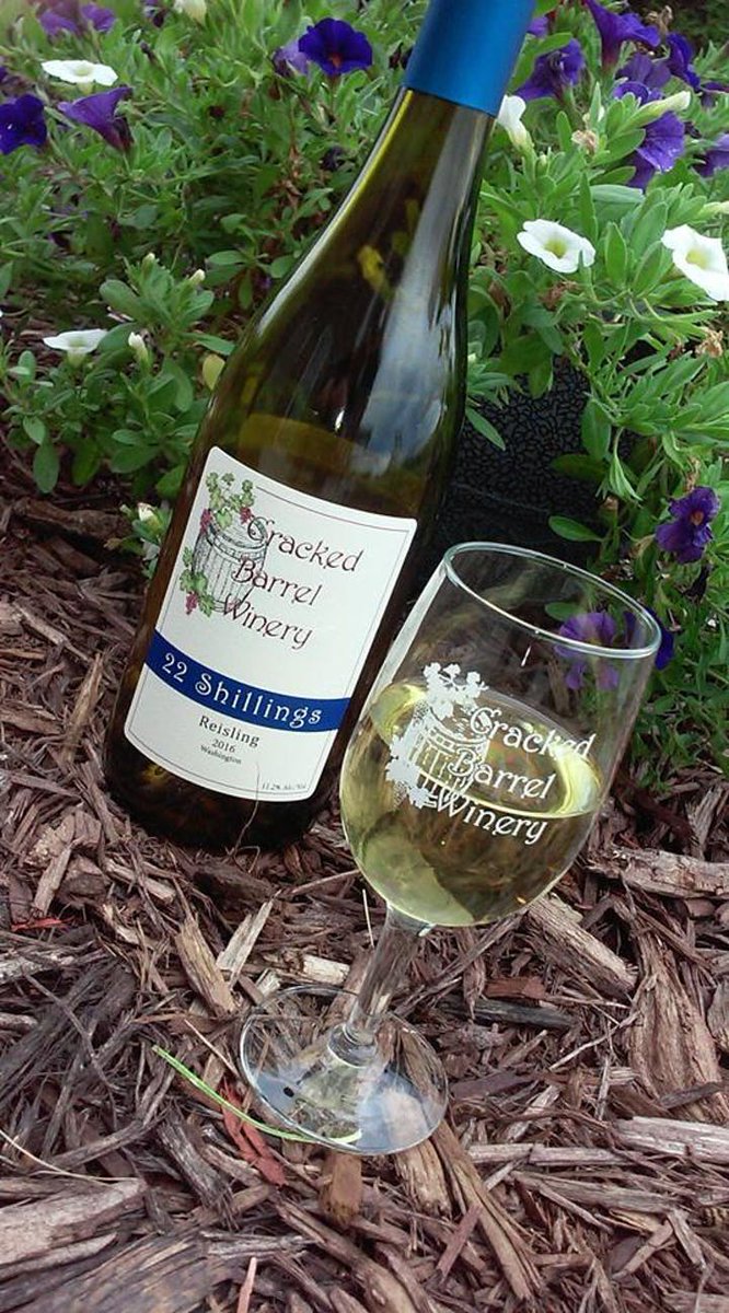 RD_Wisconsin's tweet photo. Happy #NationalWineDay 🍷 @RD_Wisconsin celebrates all the wineries in our great state especially our friends at @VinesRushes, Cracked Barrel Winery &amp; @Parallel44 to name a few.
Contact us today to see how your winery can benefit from our business programs https://t.co/r8WaBRhp2u https://t.co/rbWMkd52yP