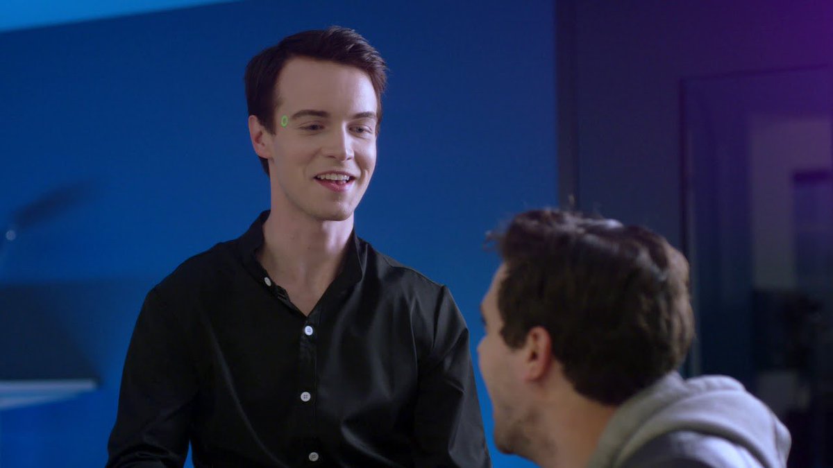 || they’re so gay 😩✋