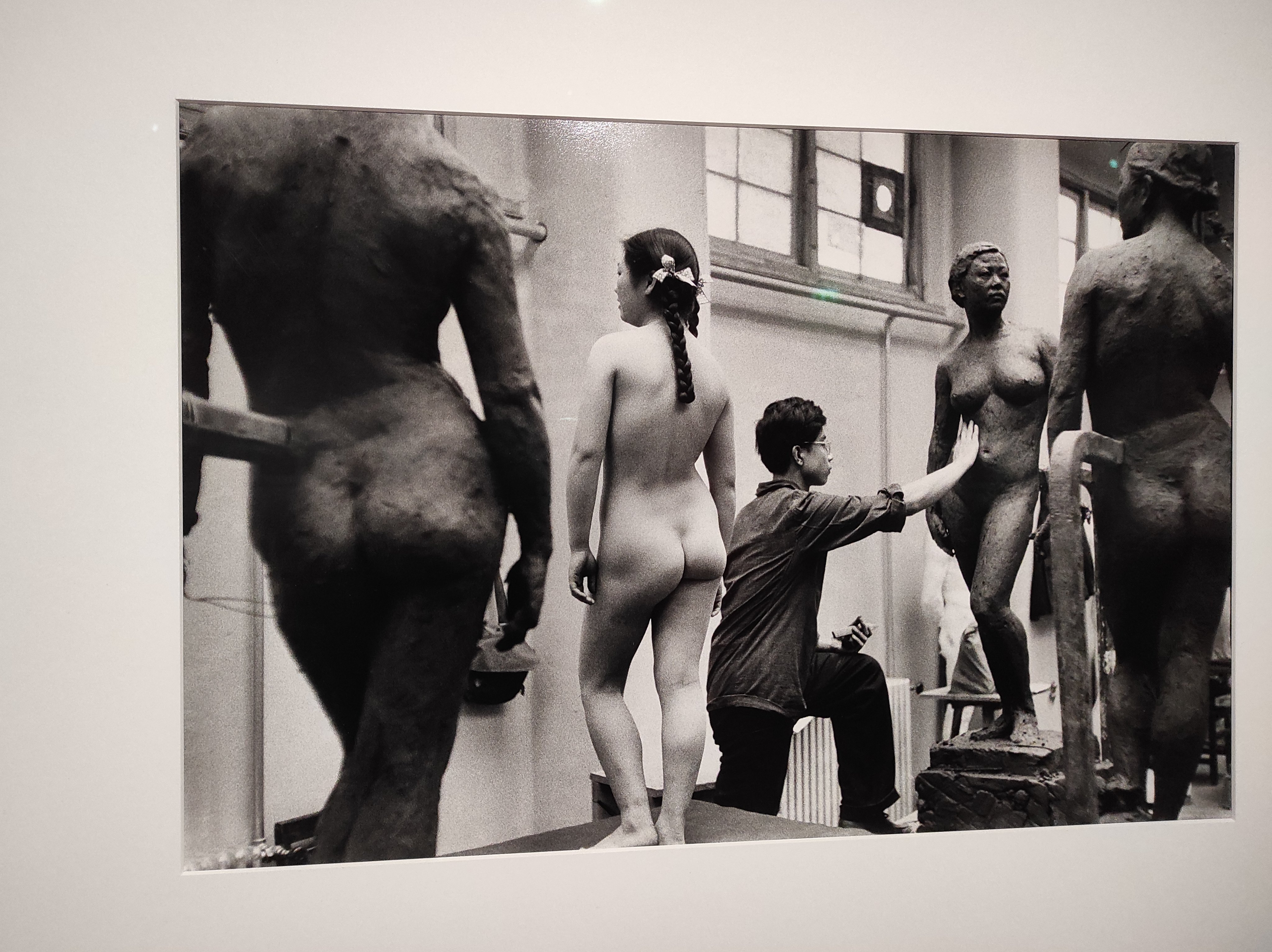 “Student sculptor at the Beijing School of Fine Arts” (1957).
