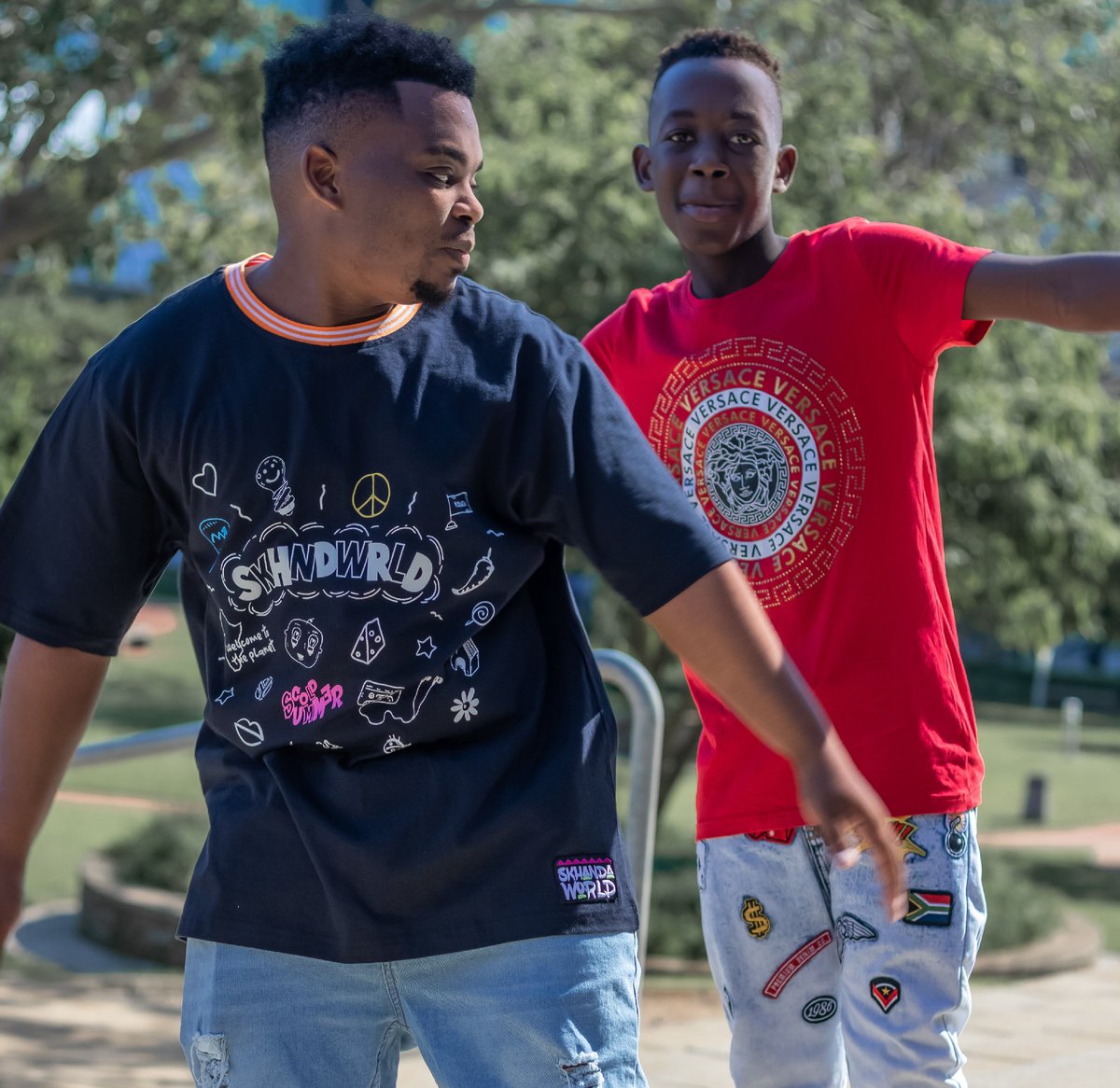 Langalakhe_'s tweet photo. IT'S THAT TIME
#MadibaNotes visuals will be out this Friday 28-05-21. Tell a friend.. Let's gerrit! https://t.co/vnzKZbRKru
