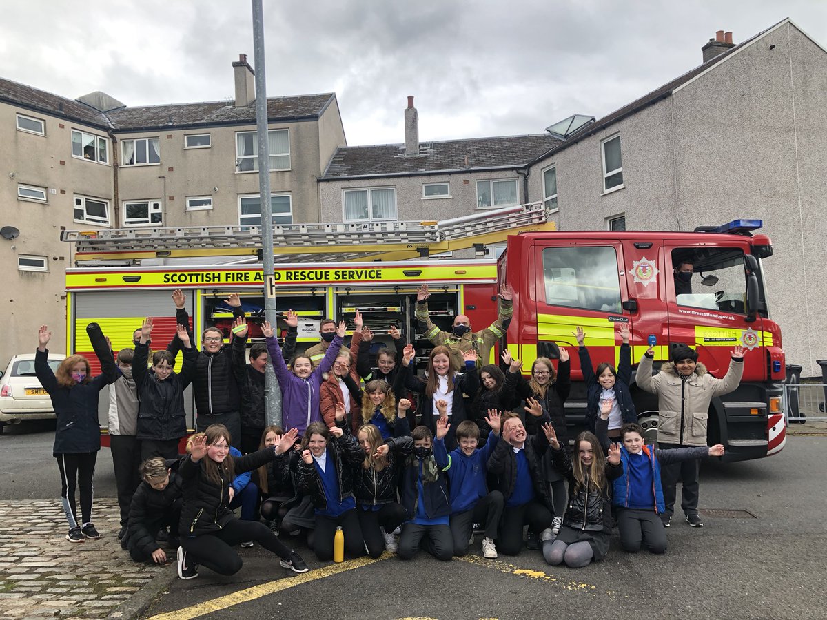NLASC_Lee's tweet photo. PARTNERSHIP | Cycle Safety Project @kildrum_ps today

🚴🏼‍♂️46 children having their bikes added to the Bike register👏🏼

🚴‍♀️53 children participating in @BikeabilityScot

🚴🏼‍♂️11 children learning to cycle

Thanks to C’nauld Com Forum @CumbernauldPol @scotfire_nlan
@NLActiveSchools https://t.co/oLCri2UOC8