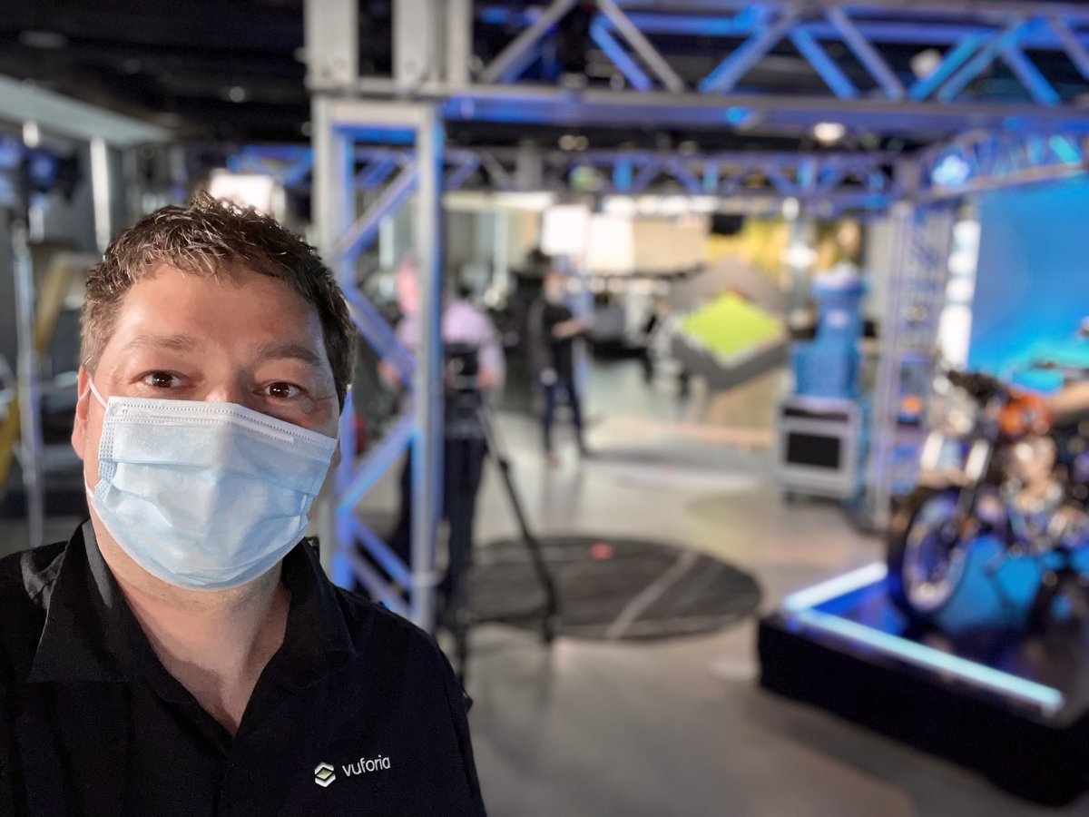 MarcSchuetz's tweet photo. Just 2 more days until #VuforiaLive. Everything #AR in half a day. Thursday 05/27 at 10am ET. Register now to take part in this epic event! https://t.co/V5DDQgwcXP https://t.co/ThXhRIo0NN