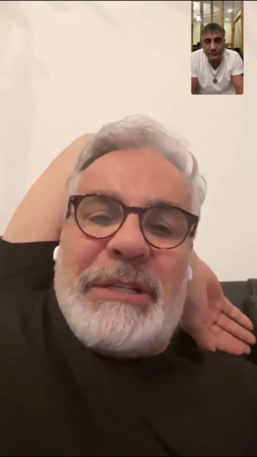 Mafyayla işbirliği yapan erkek duruşu.