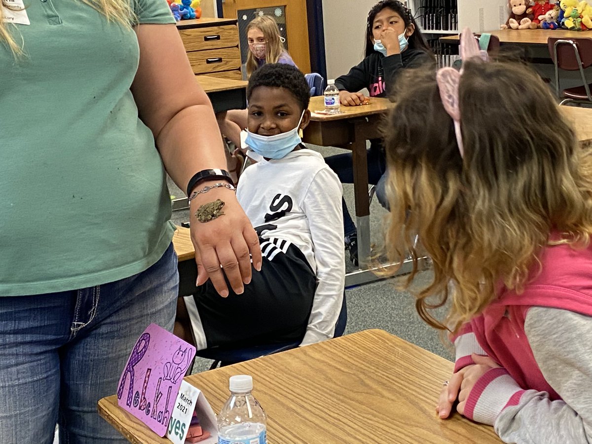 Kristen Jones tweet media