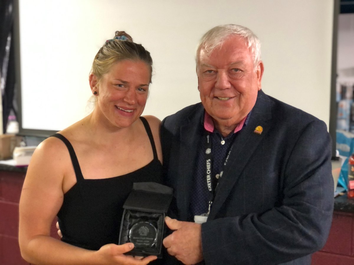 ExeterChiefs's tweet photo. 📢 - @RugbyCanada international Emily Tuttosi scooped the Player of the Year award for the @ExeterChiefs Women following their inaugural season in the Allianz @Premier15s  ⬇

https://t.co/NUfxiebel2 https://t.co/B4AWAVpgk8