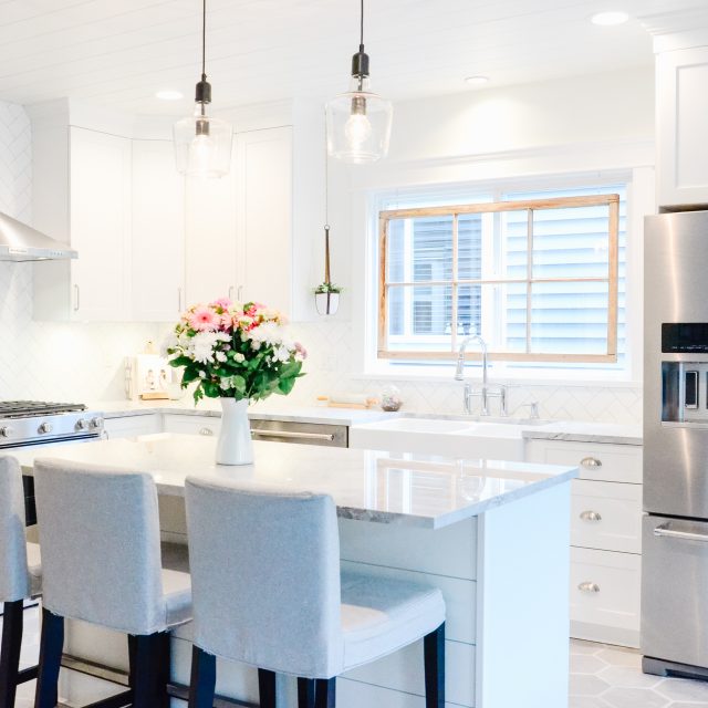 Did you know we have a #QUICKSHIP program that has been so successful, we're making it permanent and expanding it! 

Head over to the link in our bio to see our cabinets in action. ➡️

 #euroritecabinets