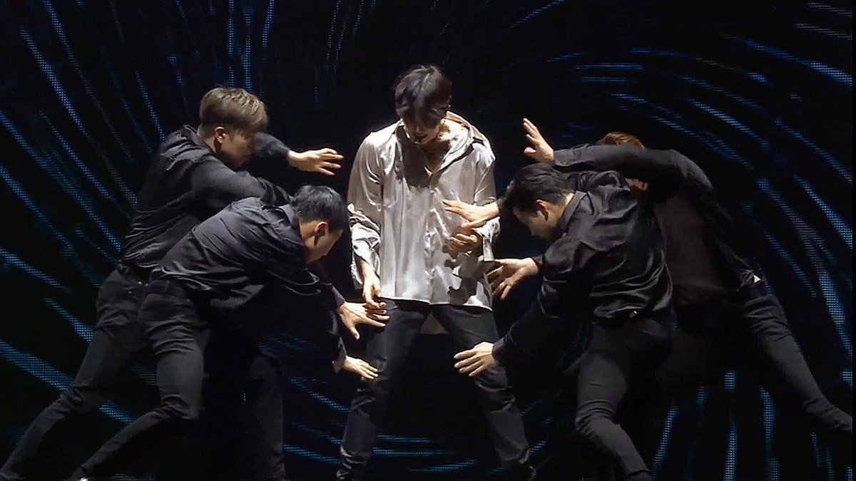 dailykjm's tweet photo. thinking about junmyeon with his dancers https://t.co/cL0M2LWXY4