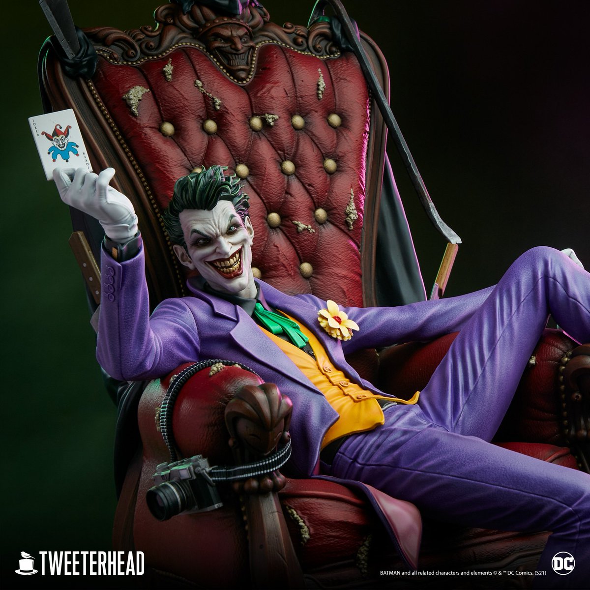 Tweeterhead tweet media