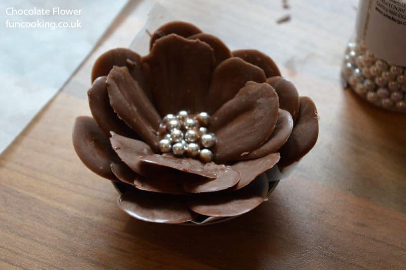 <a href="/reddestShinobi/">Kushina</a> 

“Miss Uzumaki this chocolate rose suits you because you are sweet”