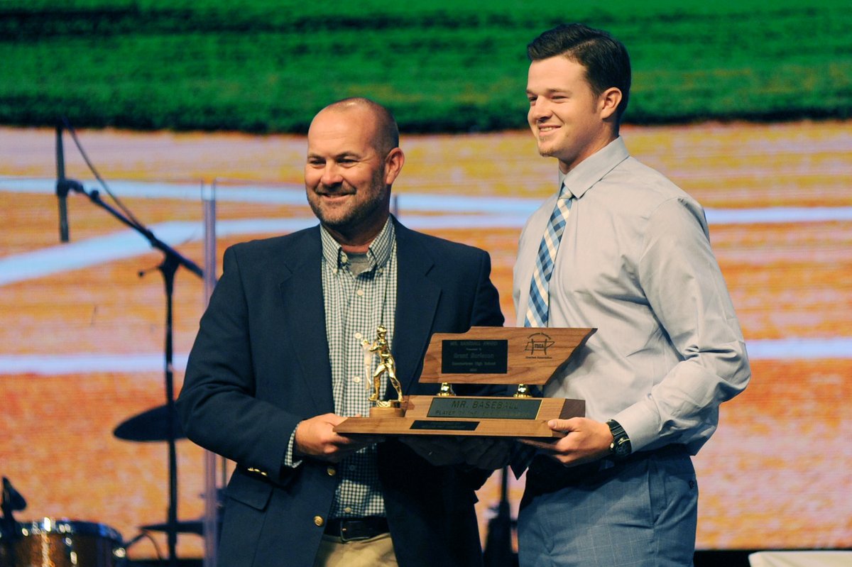 MS_SportsToday's tweet image. Congrats to @burleson_grant at @SHS_EagleNation for being the @TBCAorg Class A Mr. Baseball!