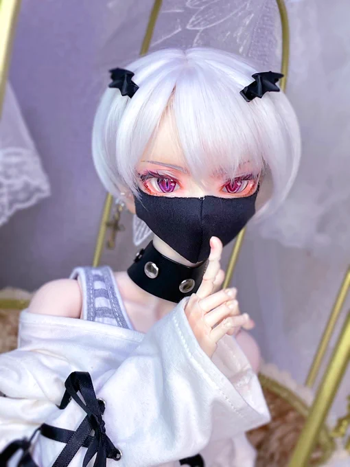 我慢できなくてちょっと撮っちゃった通常アイと舌出し口内パーツと黒マスクとチョーカーと十字架イヤリングたのしかった(*'∀`*)明日からお家探しします 