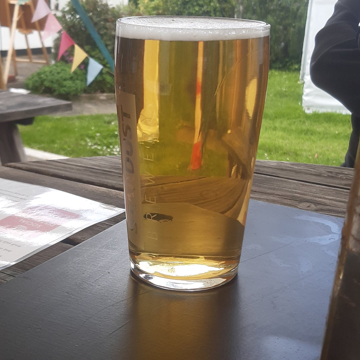 White Hart Holyport tweet media