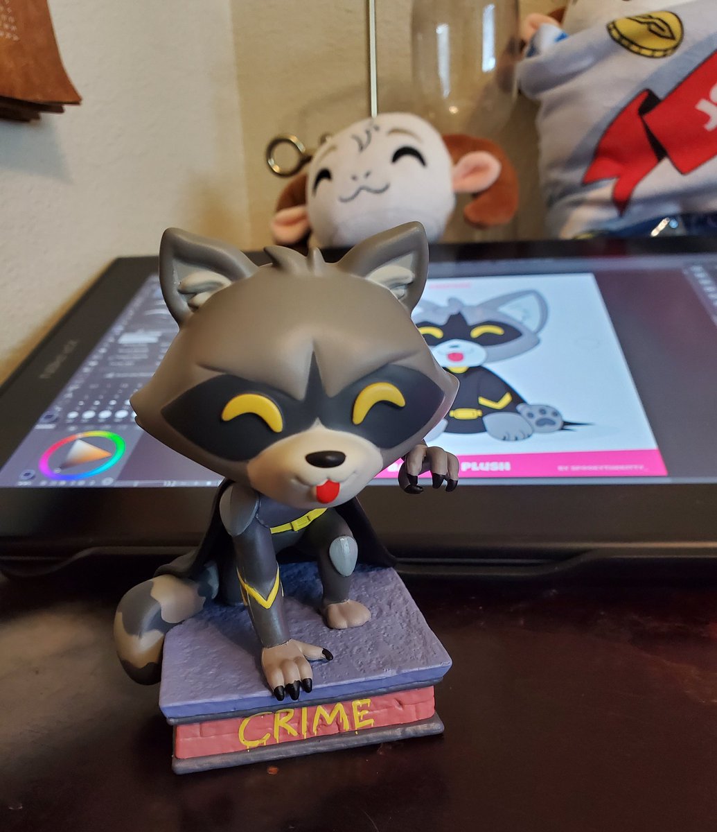 spookythekitty_'s tweet photo. Here is a little batcoon youtooz plush concept. My figure also arrived. #youtooz #batcoon #h20delirious https://t.co/jGvOqgtFAP