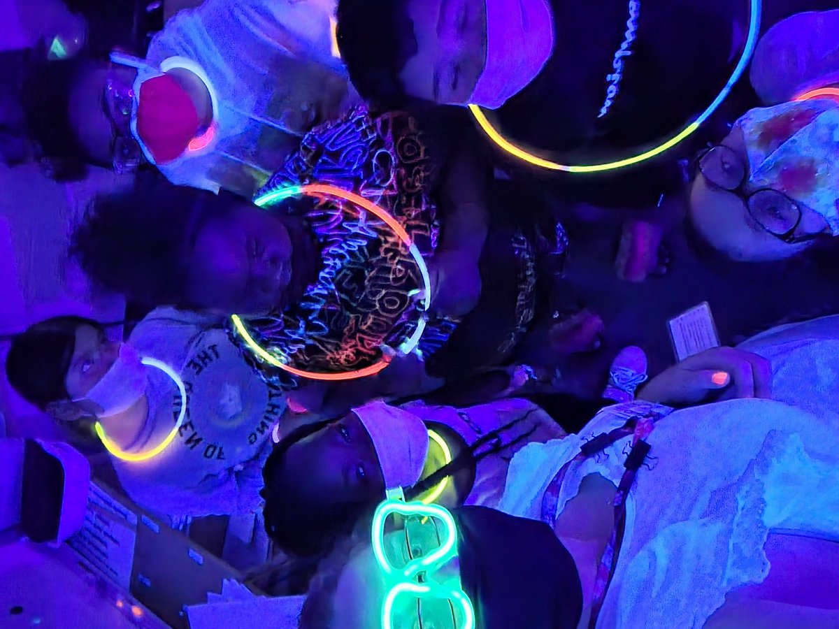 KohlersKids's tweet photo. Party Time! We are having a glow party becase we are GLOWing to 5th grade! Even I get to go up to 5th grade after 5 years! These kids have been awesome this year and will do great next year. #SpaghtIsGreat #TotoiDontThinkWeAreIn4thGradeAnyMore #GoSolarWithMrsKohler https://t.co/f2hgjDgfxo