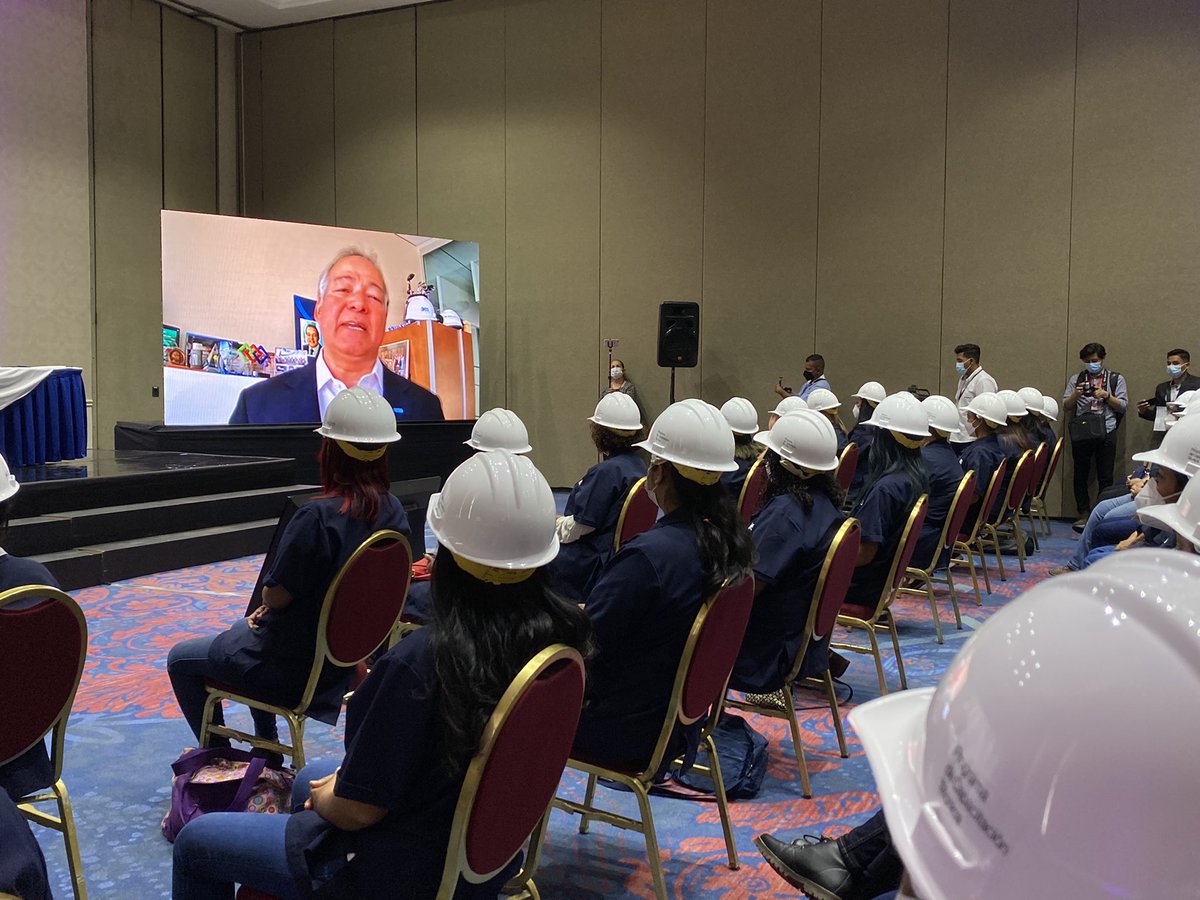 AESElSalvador's tweet photo. @BernerdDaSantos, VP Global de Operaciones e Infraestructura de @TheAESCorp “Estamos convencidos que creando oportunidades bajo condiciones equitativas, las mujeres brillarán en cualquier ámbito laboral #AESMujer” https://t.co/6oAlHGSver