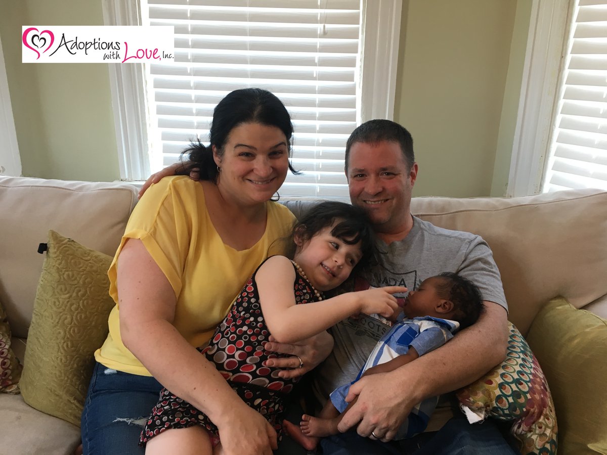AdoptionsWLove's tweet photo. Family Fun is the name of the game!!!! This sweet crew is getting ready for summer fun!😍👨‍👩‍👧‍👦❤️👩‍🍼🥰👶🧡🎉🌞🌊

#adoptionswithlove #adoption #love #baby #siblings #family #parenting #bigsister #familyfun #summertime https://t.co/fcsIiI9z22