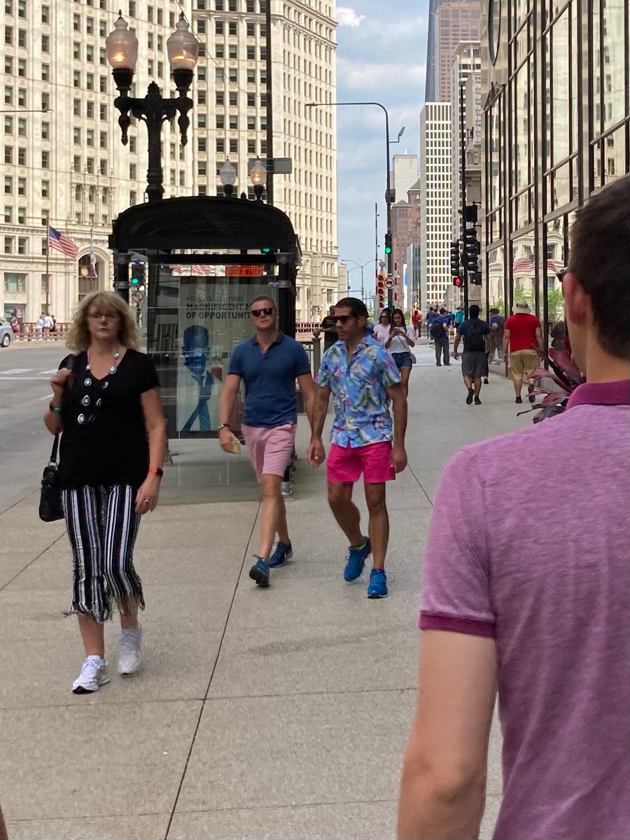 subuwustevens's tweet photo. I have been in Chicago for 1 hour and I have not been disappointed https://t.co/oaMOJZM0wp