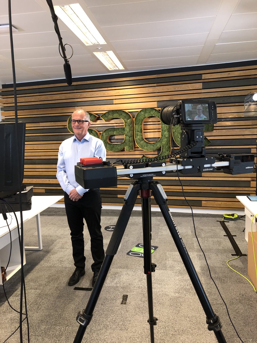 SteveHare's tweet photo. Fantastic to connect partners across the globe to advance productivity for #SMEs. Here’s a behind the scenes picture from earlier. #SagePartnerSummit @SagePartners https://t.co/aeyvSHm7rT