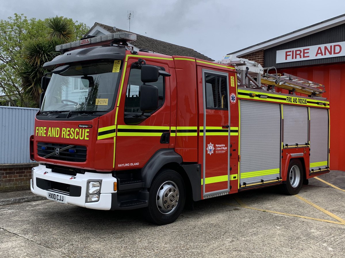 HFRS_Tech's tweet image. Delivery of refurbished WRT to Hayling Island this evening. Full refurbishment completed by Technical Services